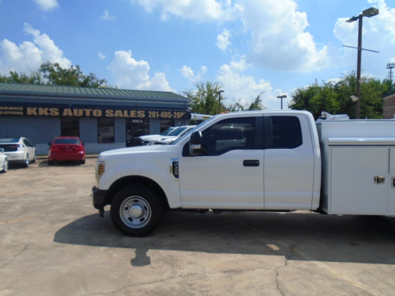 Ford F-350 SD XL SuperCab 2WD 2019