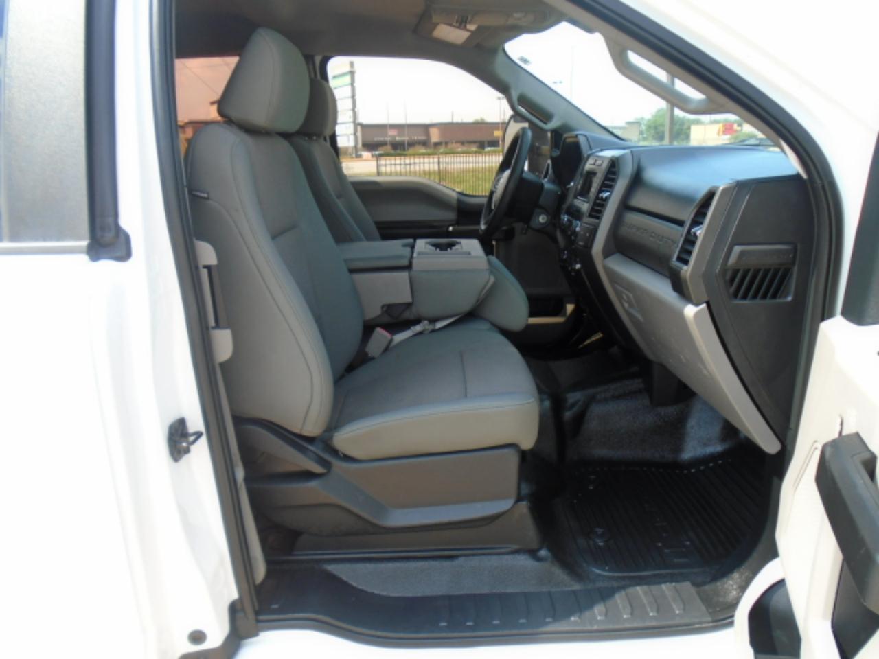 Ford F-350 SD XL SuperCab 2WD 2019