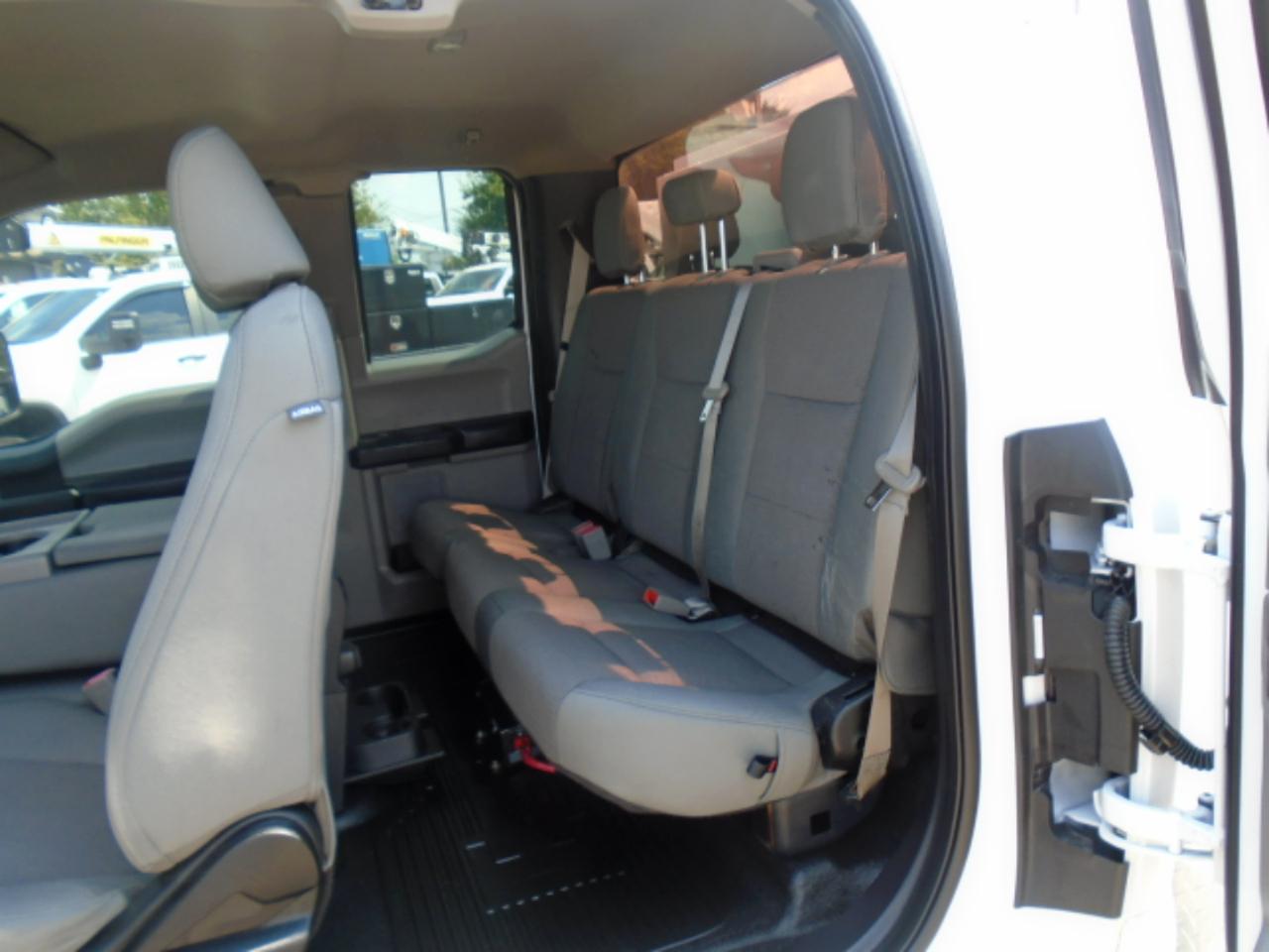 Ford F-350 SD XL SuperCab 2WD 2019