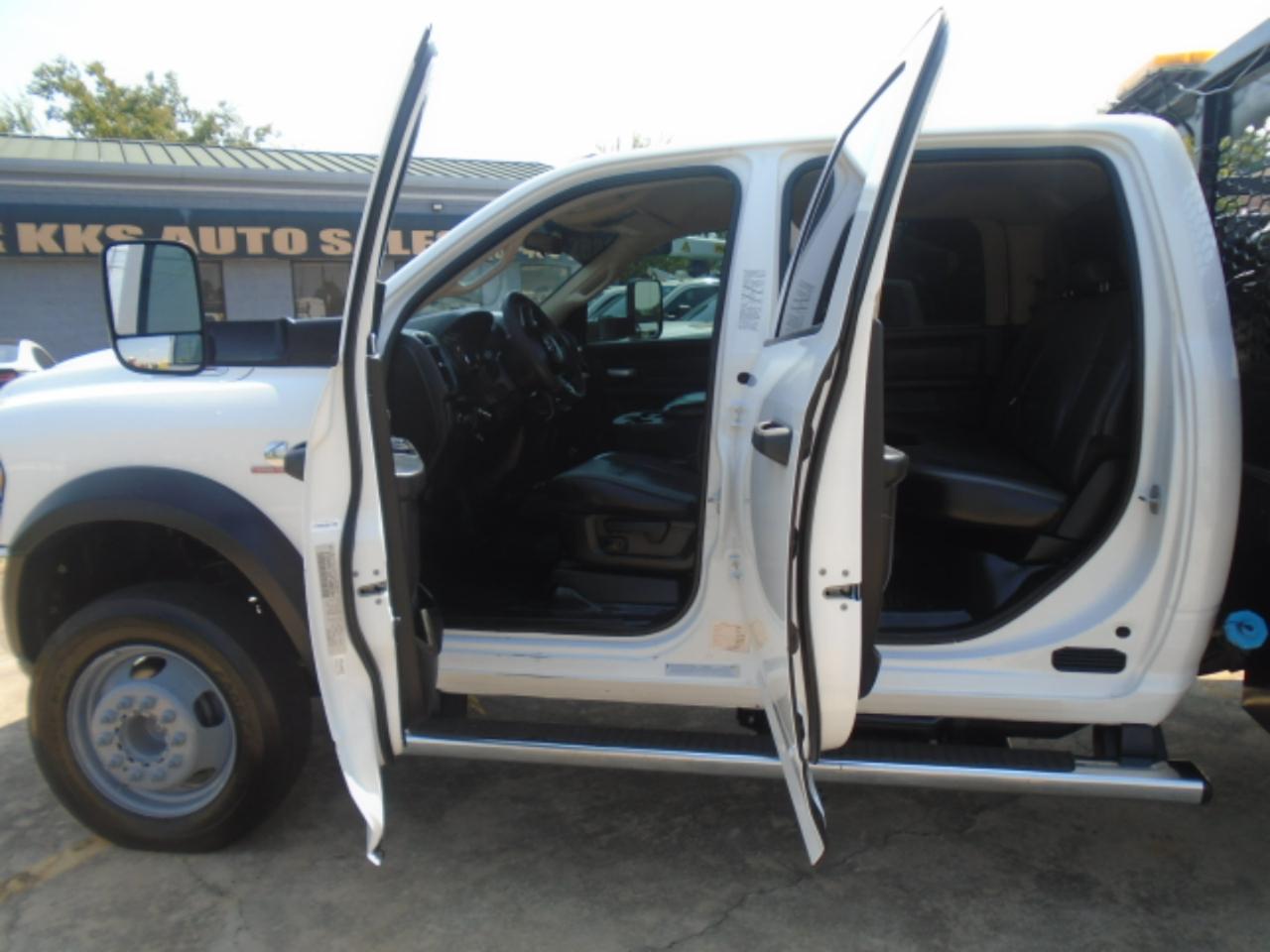 RAM 5500 Crew Cab LWB 4WD DRW 2019