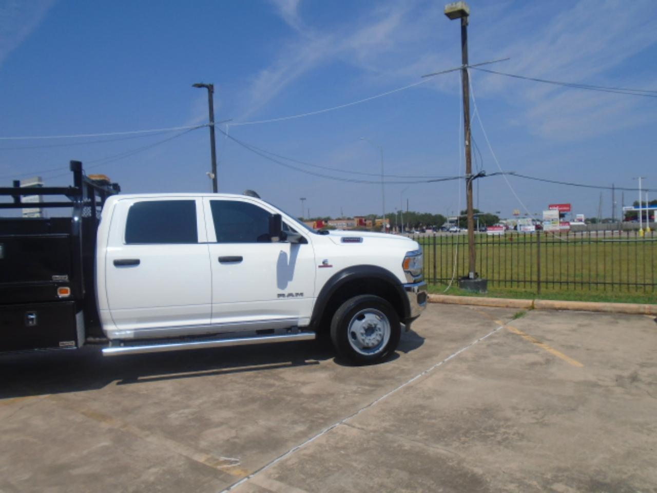 RAM 5500 Crew Cab LWB 4WD DRW 2019
