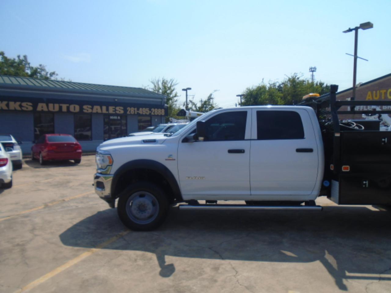 RAM 5500 Crew Cab LWB 4WD DRW 2019
