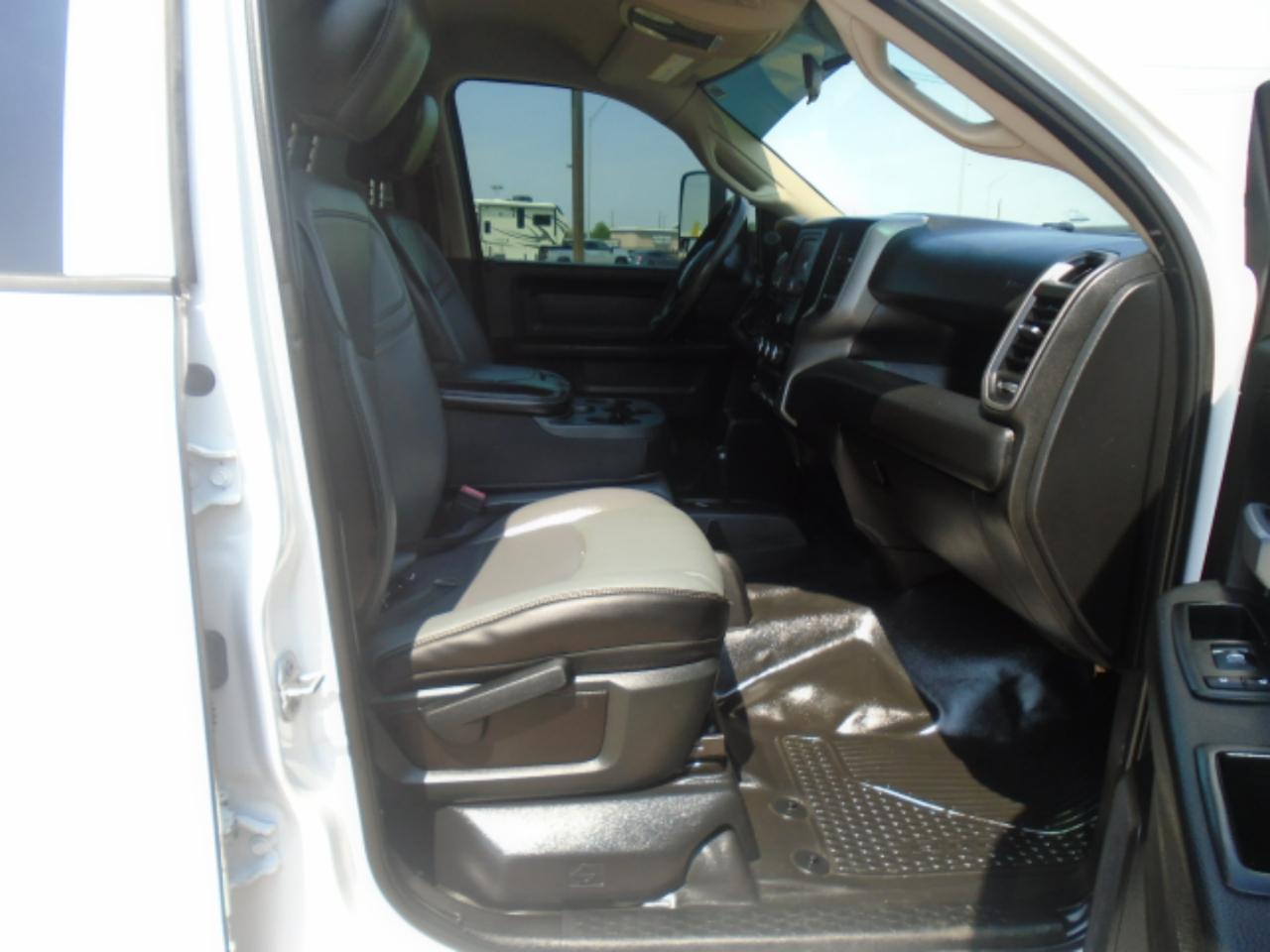 RAM 5500 Crew Cab LWB 4WD DRW 2019