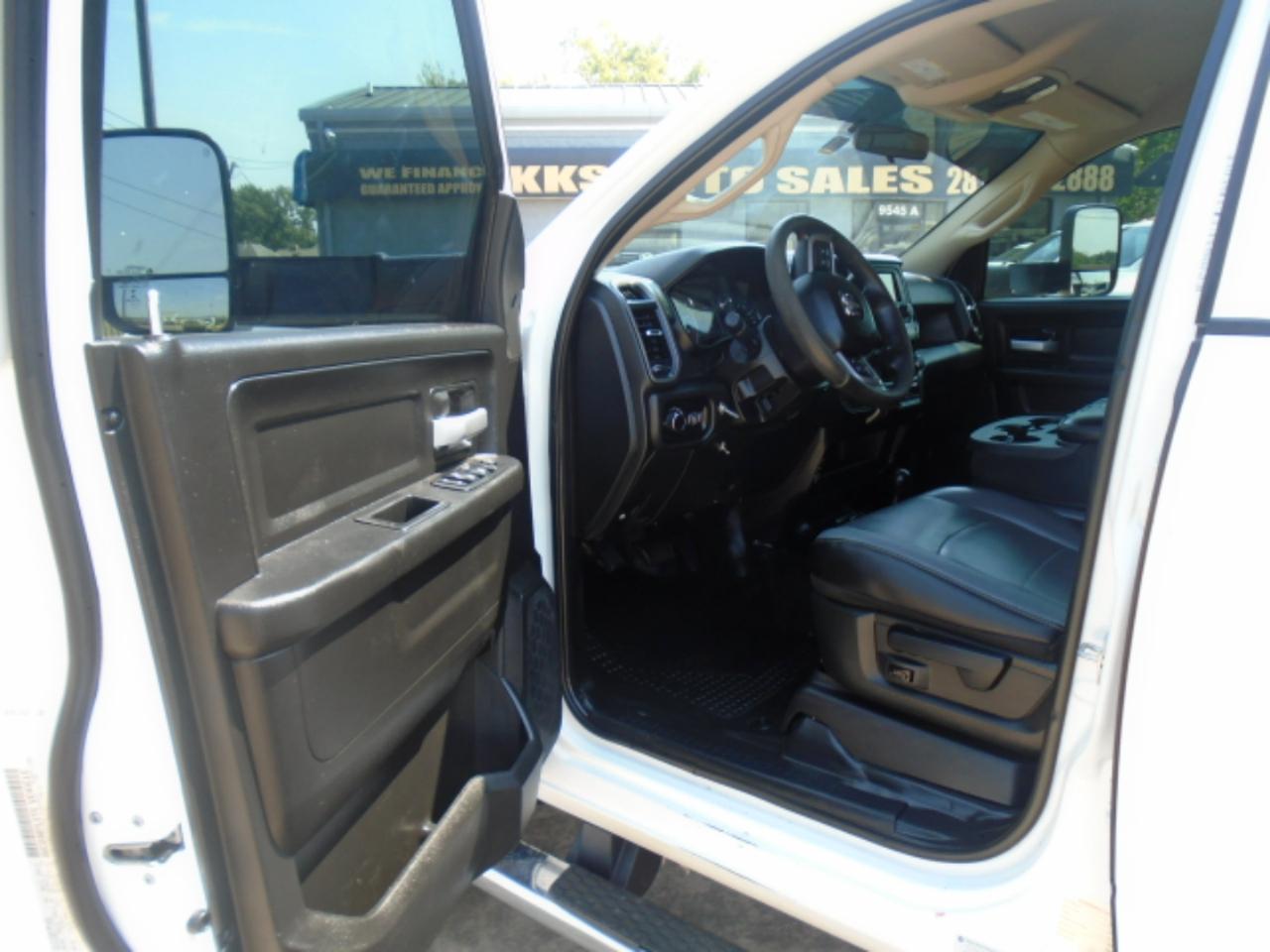 RAM 5500 Crew Cab LWB 4WD DRW 2019
