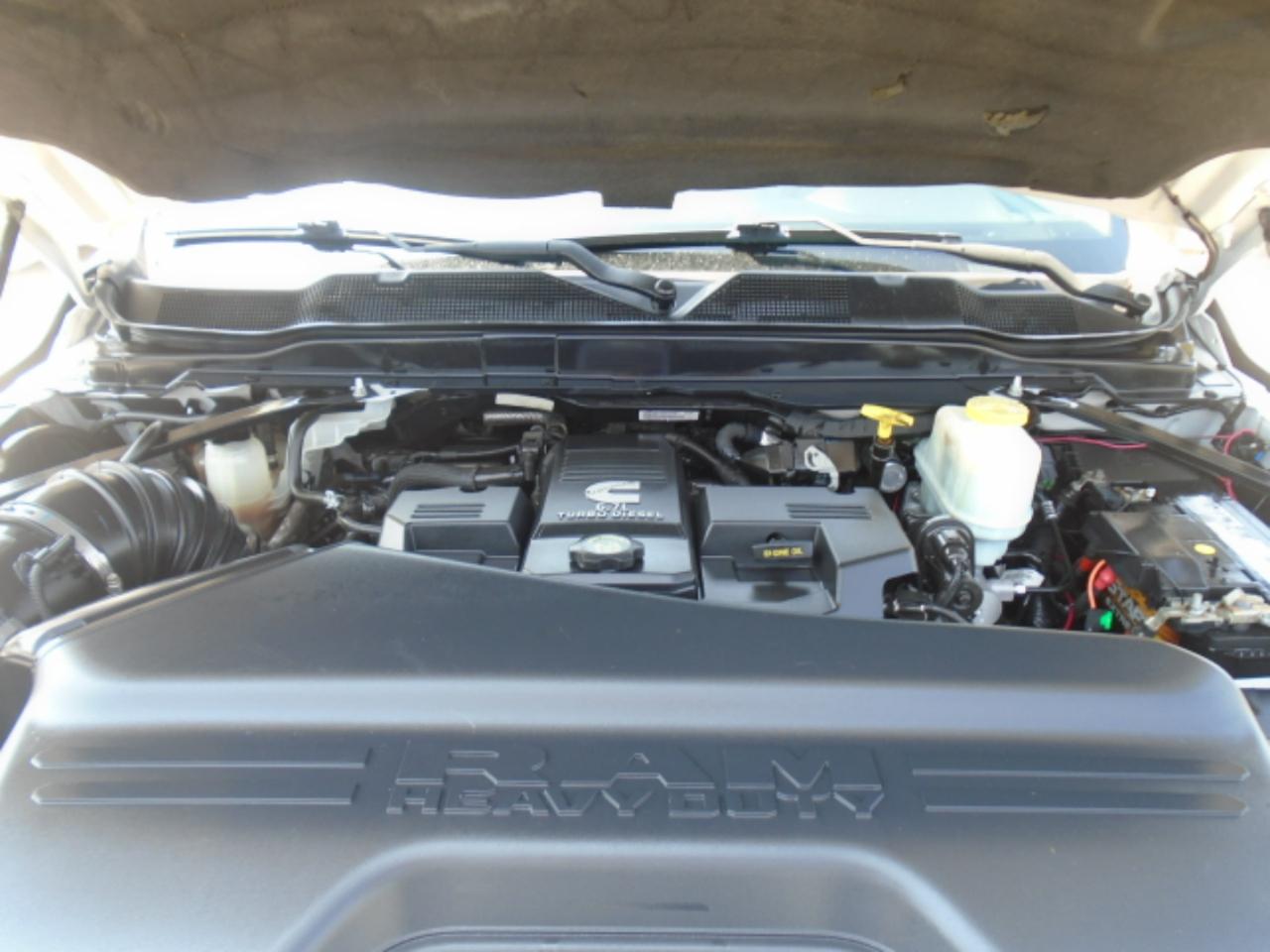 RAM 5500 Crew Cab LWB 4WD DRW 2019
