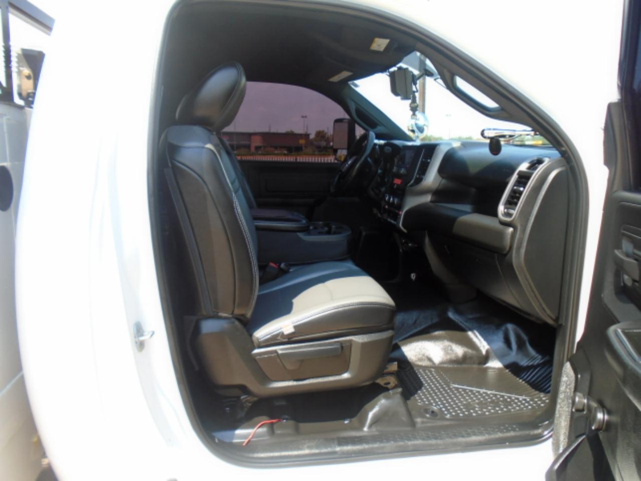 RAM 5500 Regular Cab 2WD DRW 2021