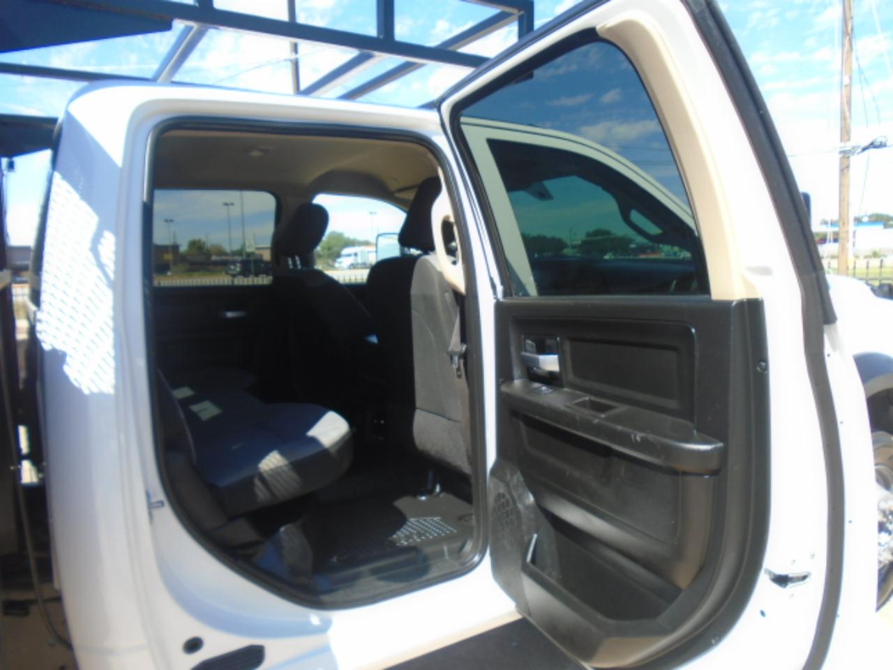 RAM 5500 Crew Cab LWB 4WD DRW 2019