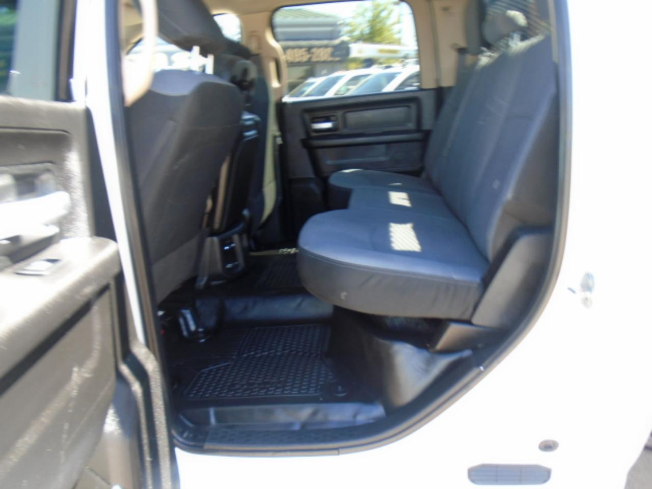 RAM 5500 Crew Cab LWB 4WD DRW 2019