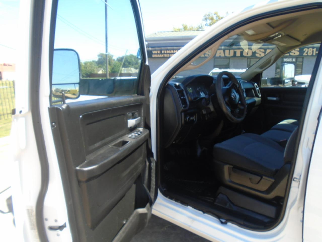 RAM 5500 Crew Cab LWB 4WD DRW 2019