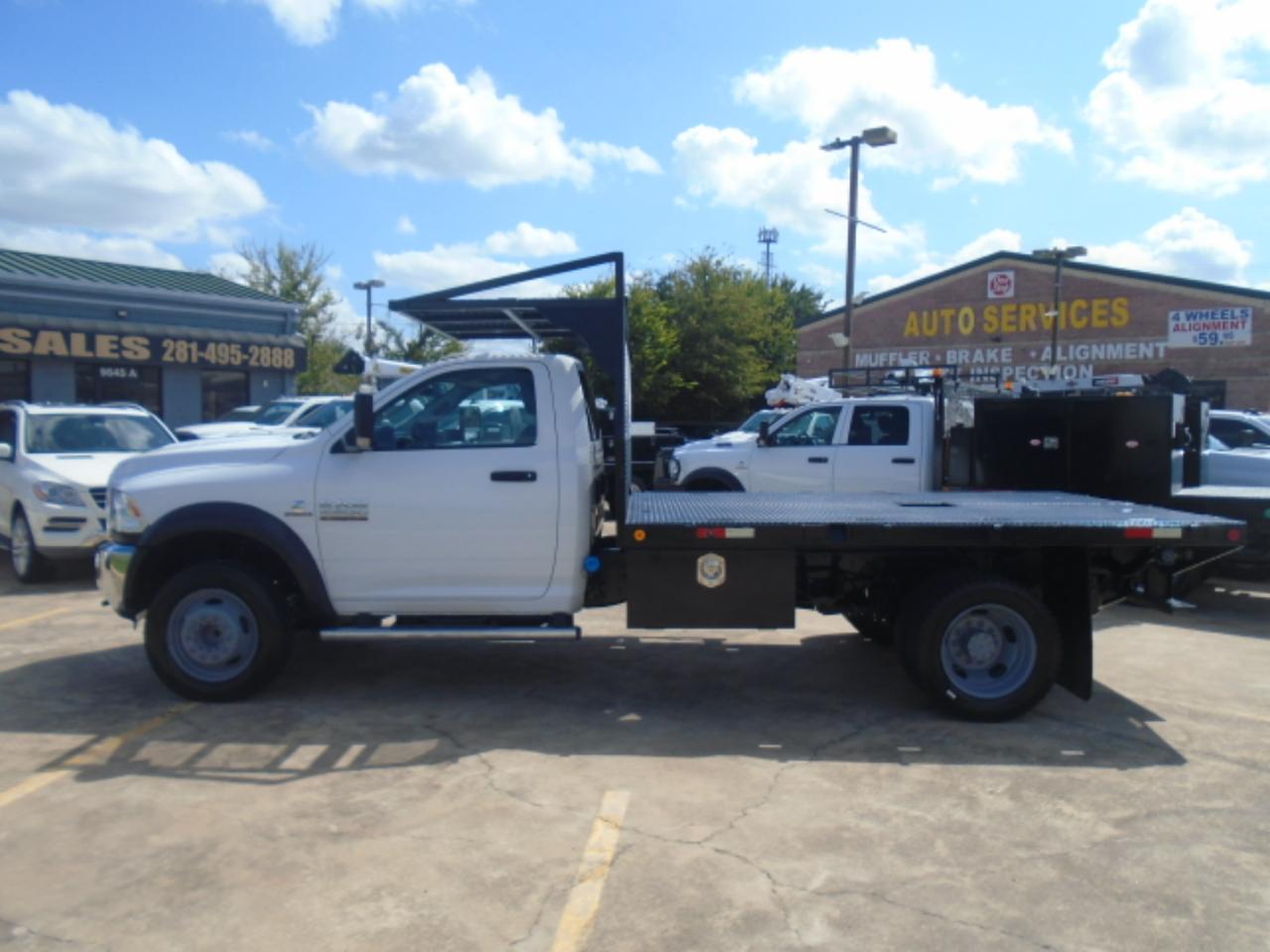 RAM 5500 Regular Cab 2WD DRW 2018
