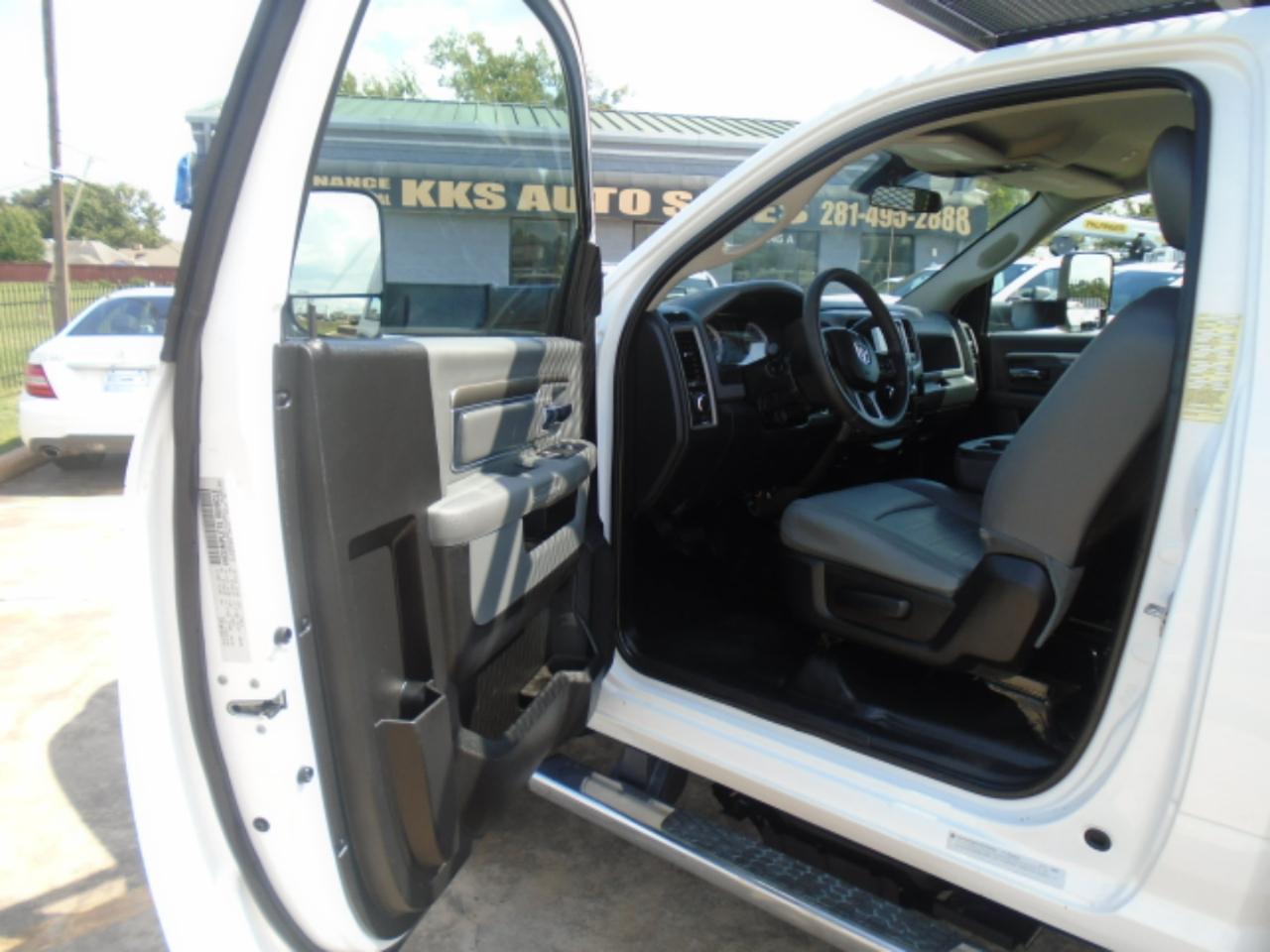 RAM 5500 Regular Cab 2WD DRW 2018