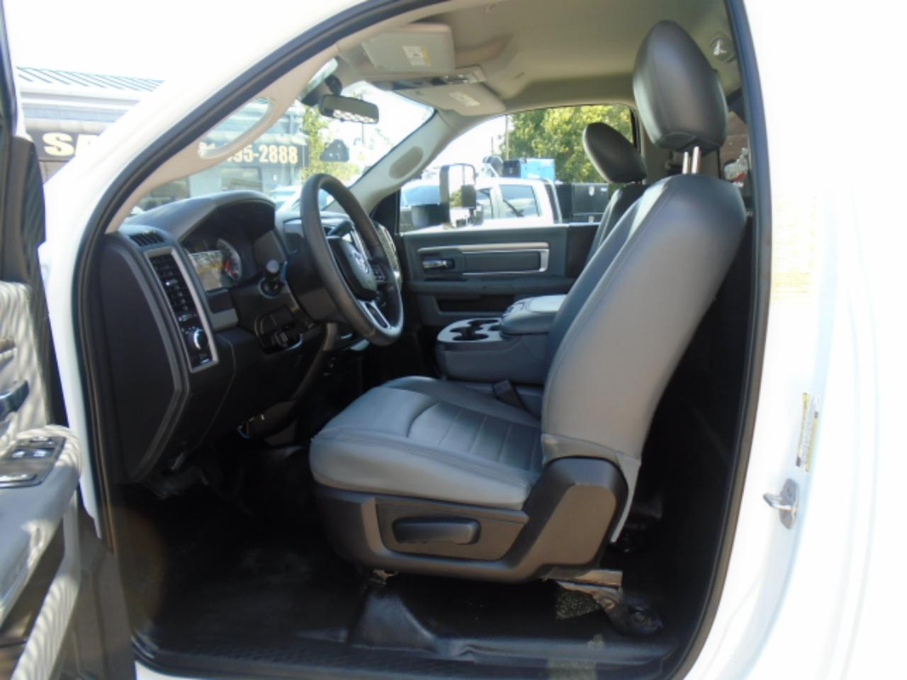 RAM 5500 Regular Cab 2WD DRW 2018