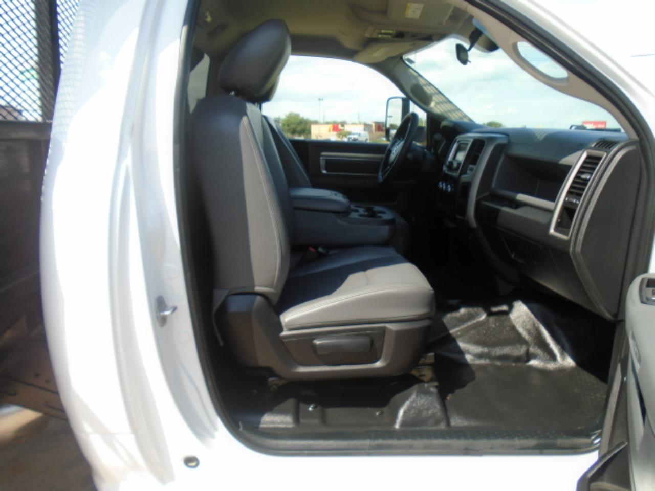 RAM 5500 Regular Cab 2WD DRW 2018