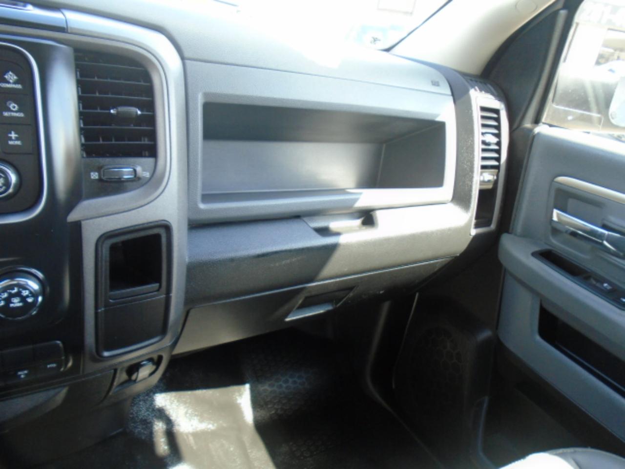 RAM 5500 Regular Cab 2WD DRW 2018