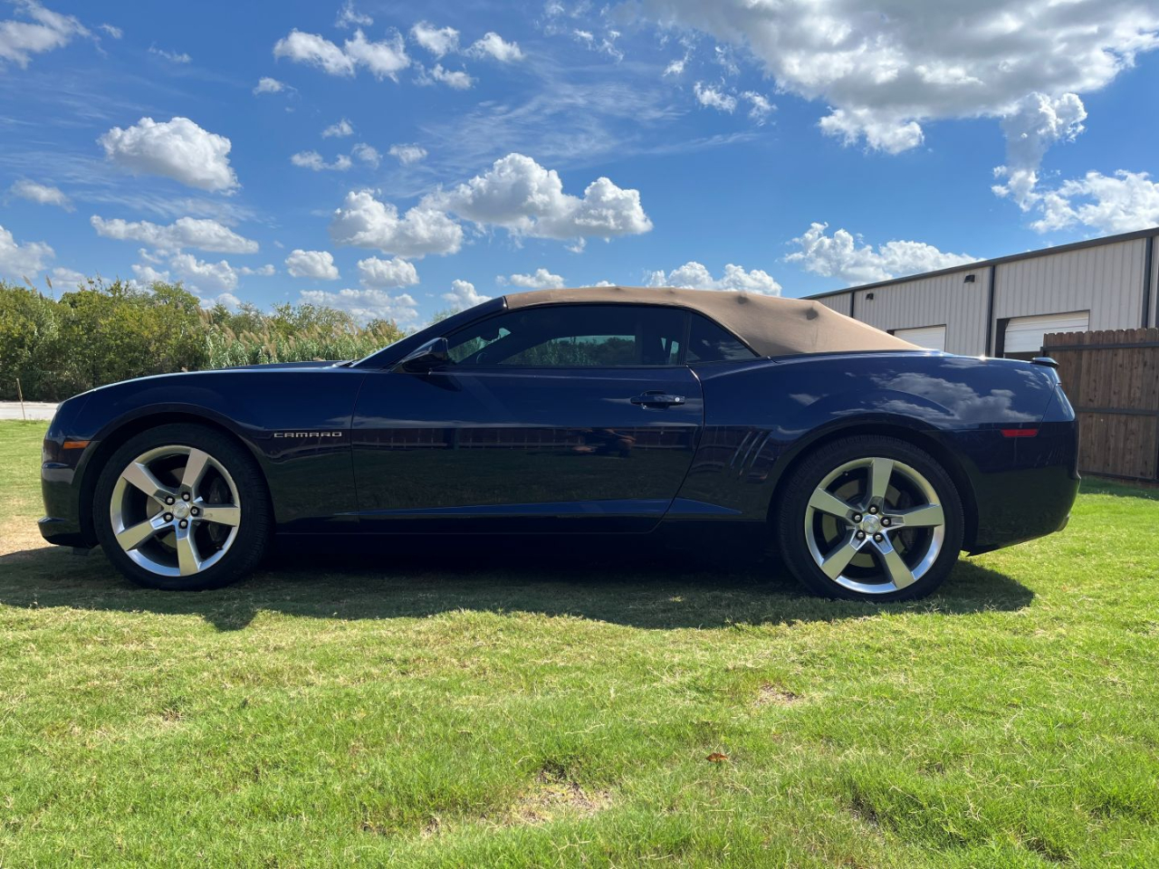 Chevrolet Camaro Convertible 2SS 2011