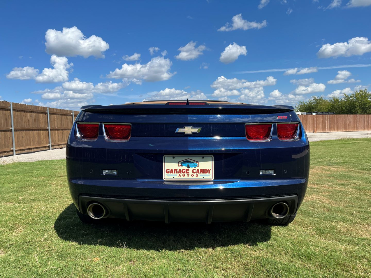 Chevrolet Camaro Convertible 2SS 2011