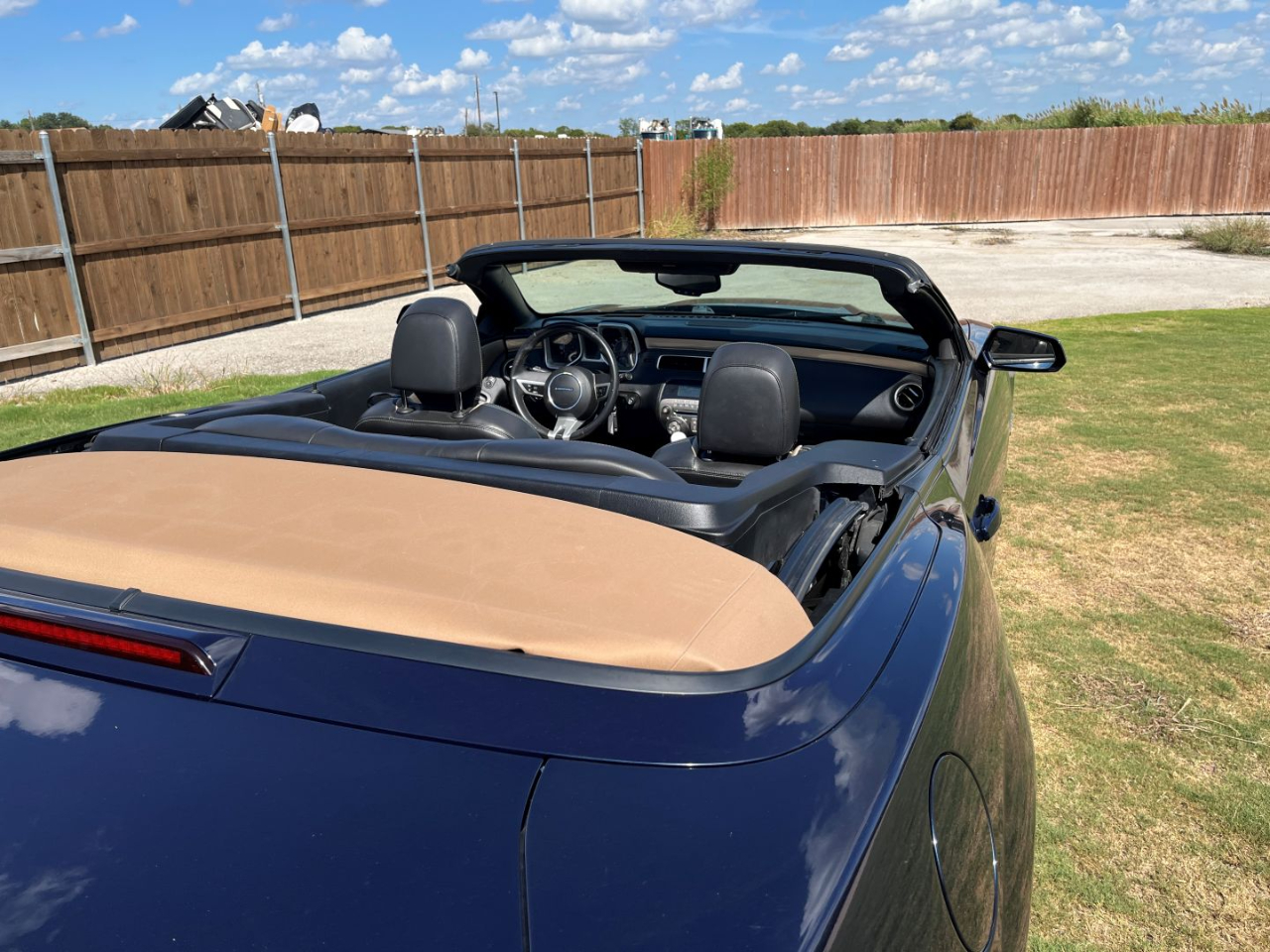 Chevrolet Camaro Convertible 2SS 2011