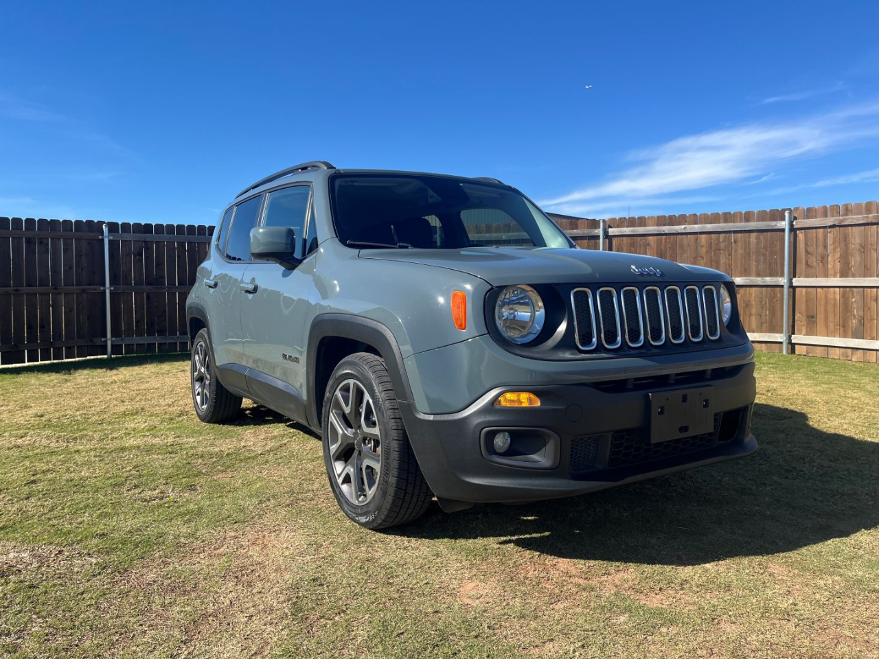 Jeep Renegade Latitude FWD 2017
