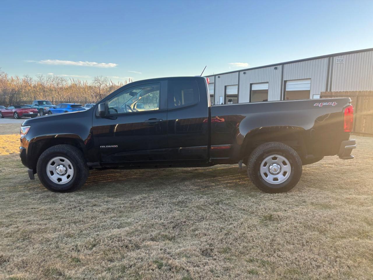 Chevrolet Colorado Work Truck Ext. Cab 4WD 2017
