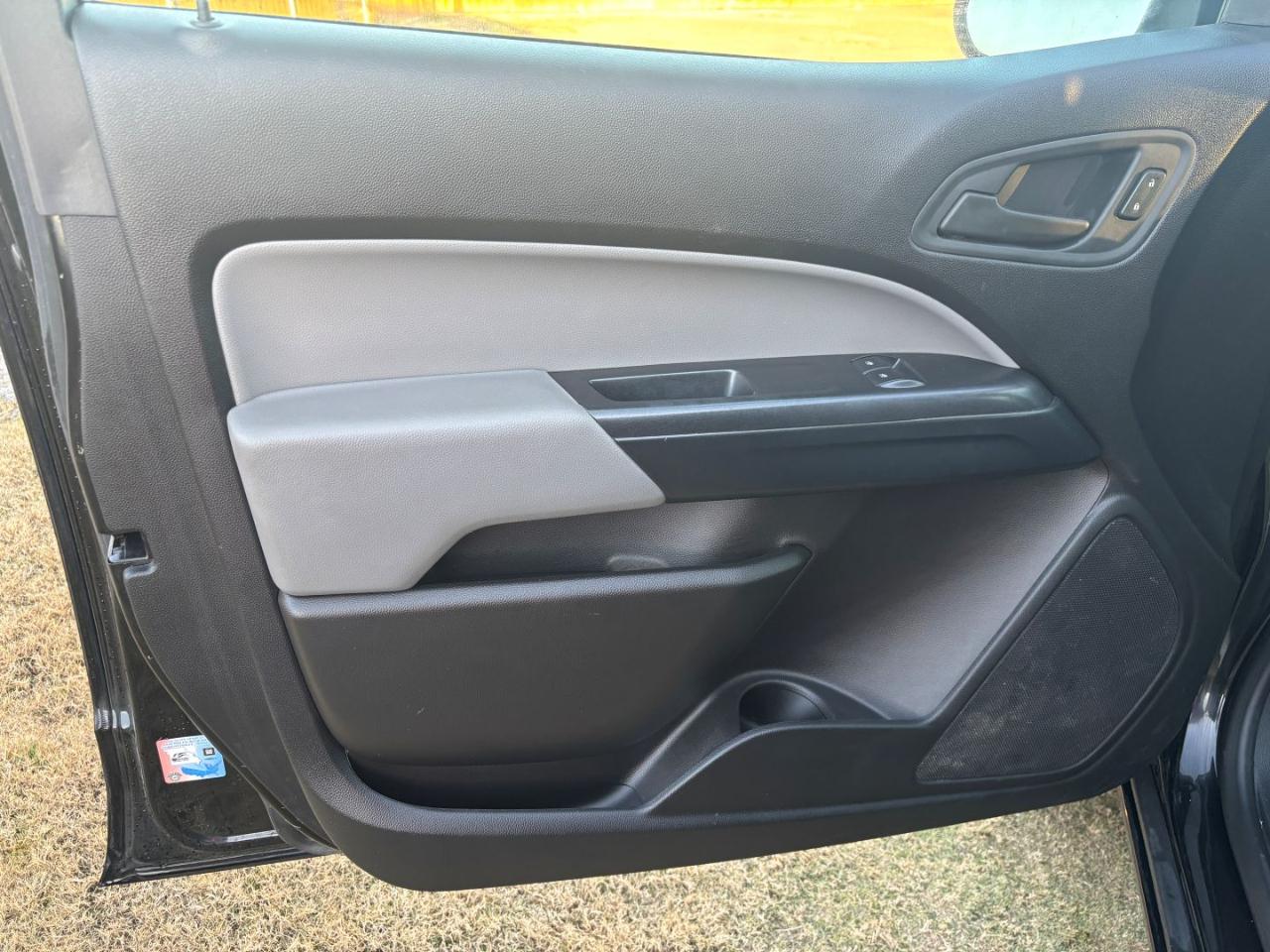 Chevrolet Colorado Work Truck Ext. Cab 4WD 2017