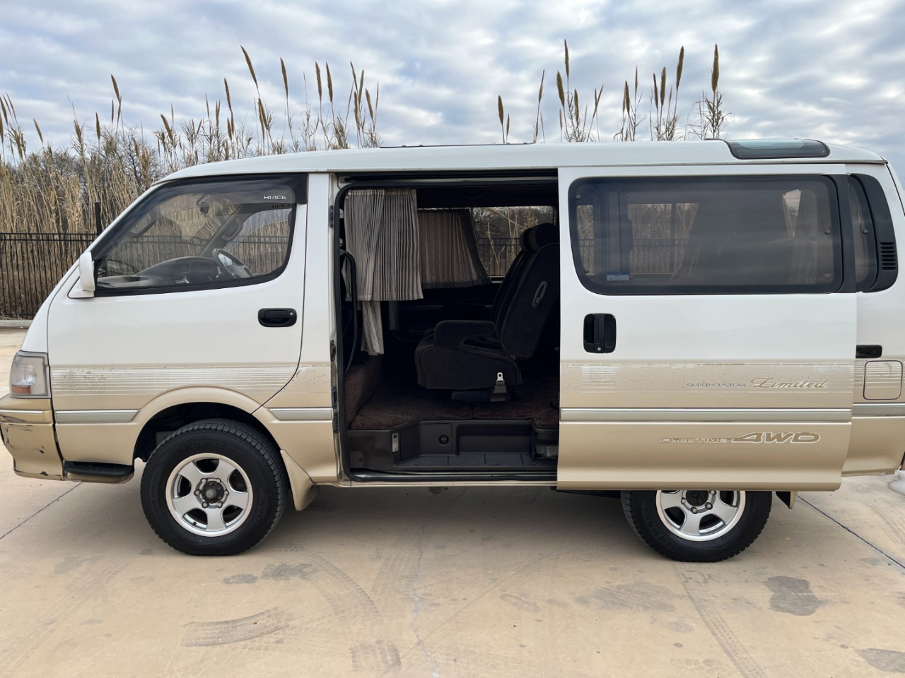 Toyota Hiace  1994