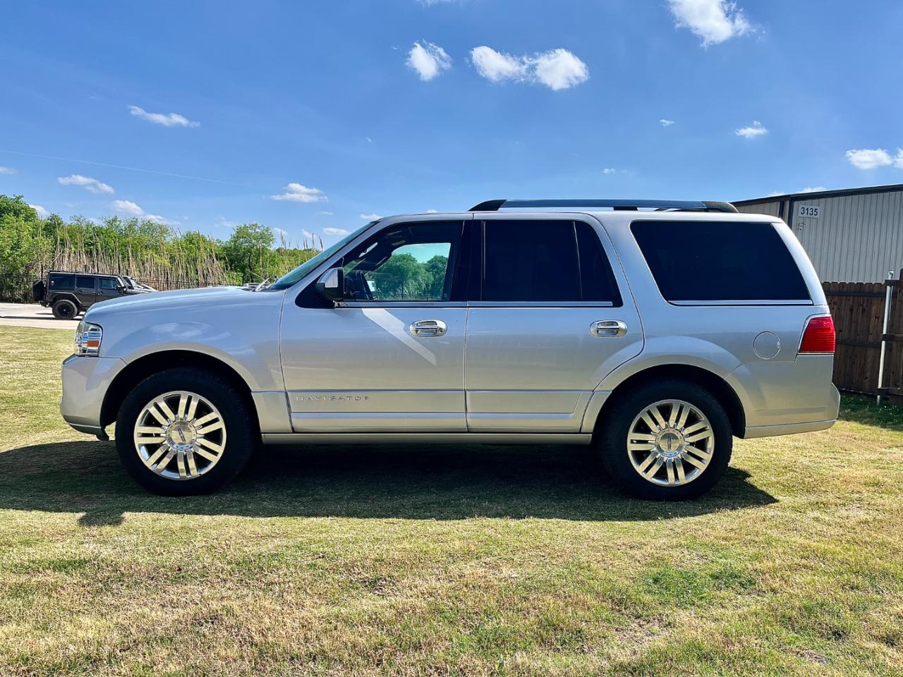 Lincoln Navigator 2WD 2012