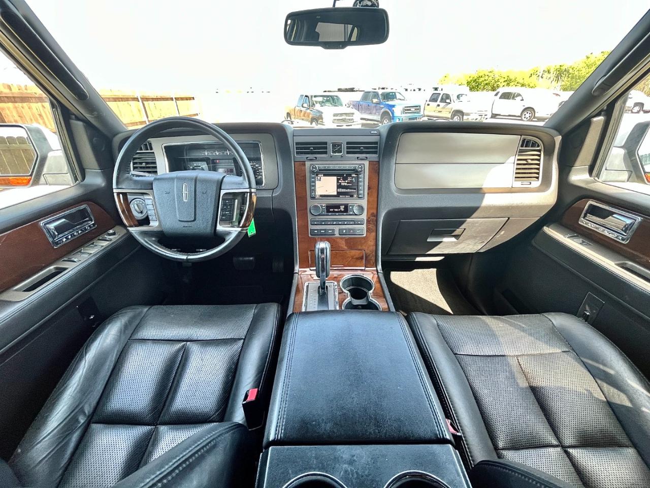 Lincoln Navigator 2WD 2012