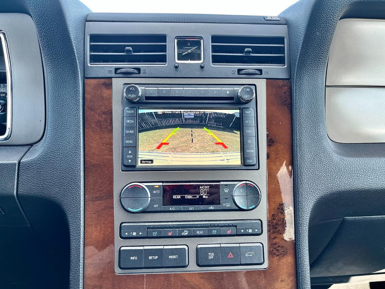 Lincoln Navigator 2WD 2012