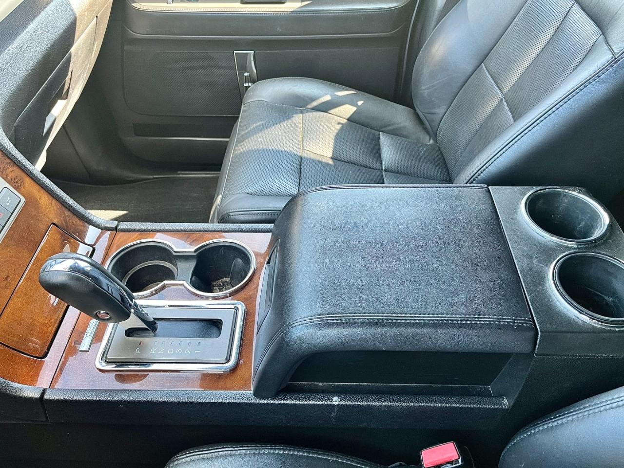 Lincoln Navigator 2WD 2012