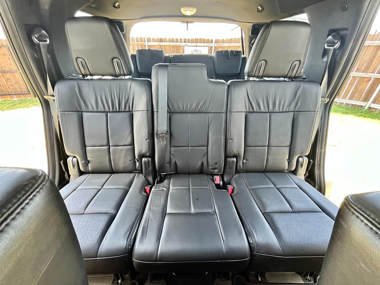 Lincoln Navigator 2WD 2012