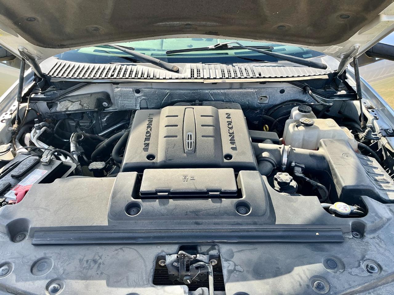 Lincoln Navigator 2WD 2012