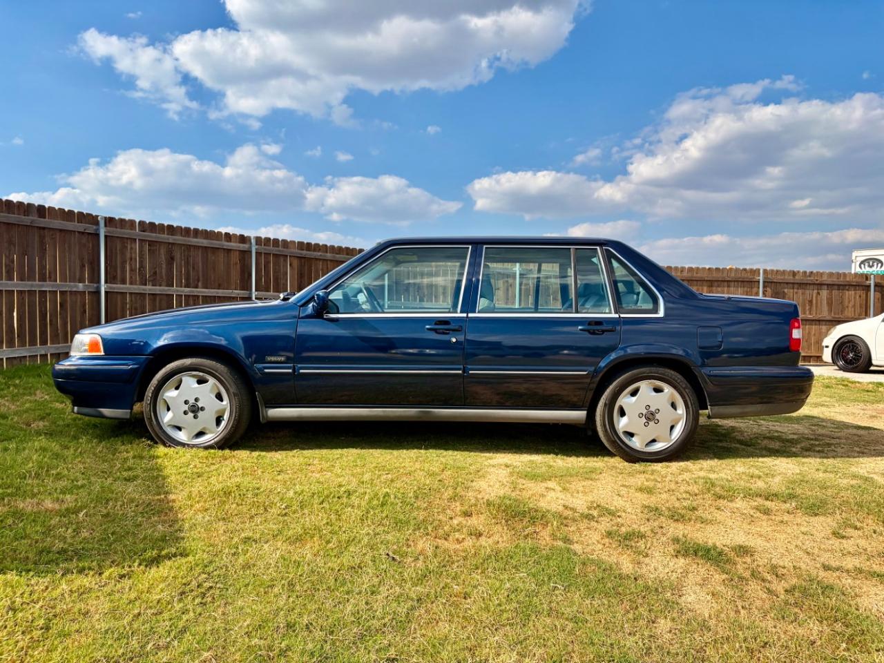 Volvo 960 4dr Sdn 1996