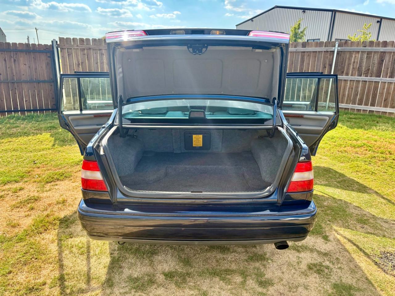 Volvo 960 4dr Sdn 1996