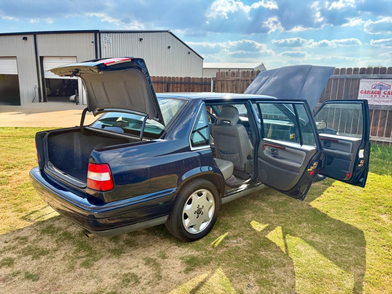 Volvo 960 4dr Sdn 1996