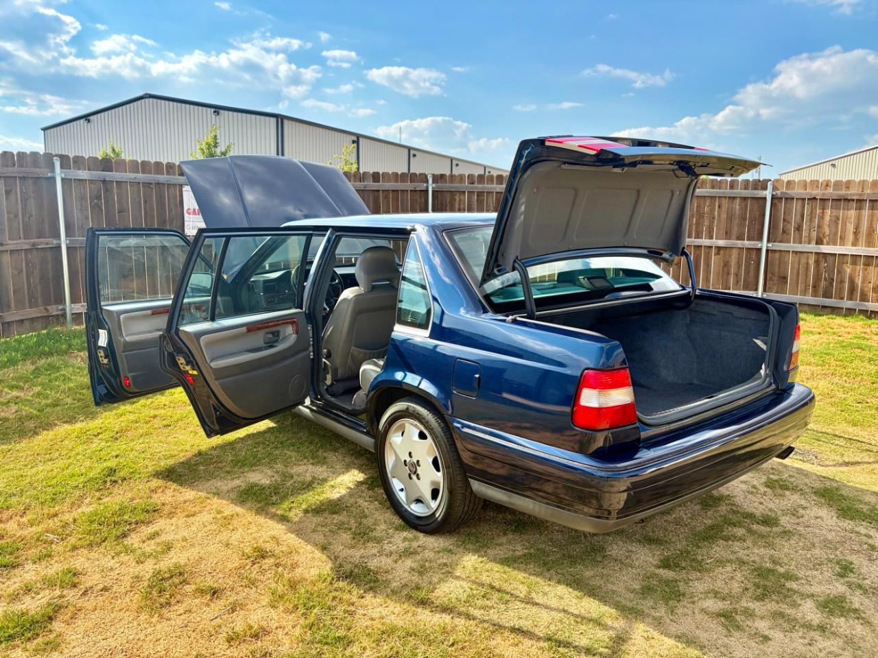 Volvo 960 4dr Sdn 1996