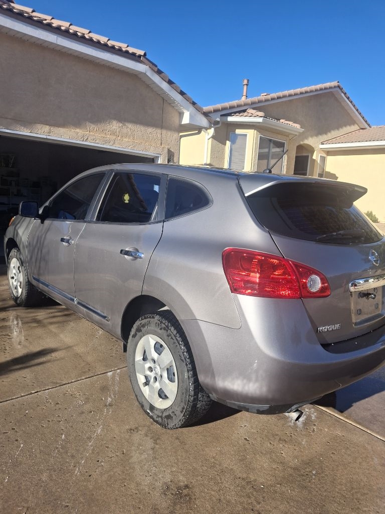 Nissan Rogue S 2WD 2011