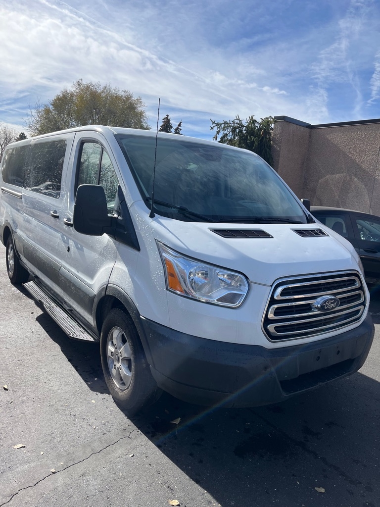 2018 Ford Transit 350 Wagon Low Roof XL w/Sliding Pass. 148-in. WB