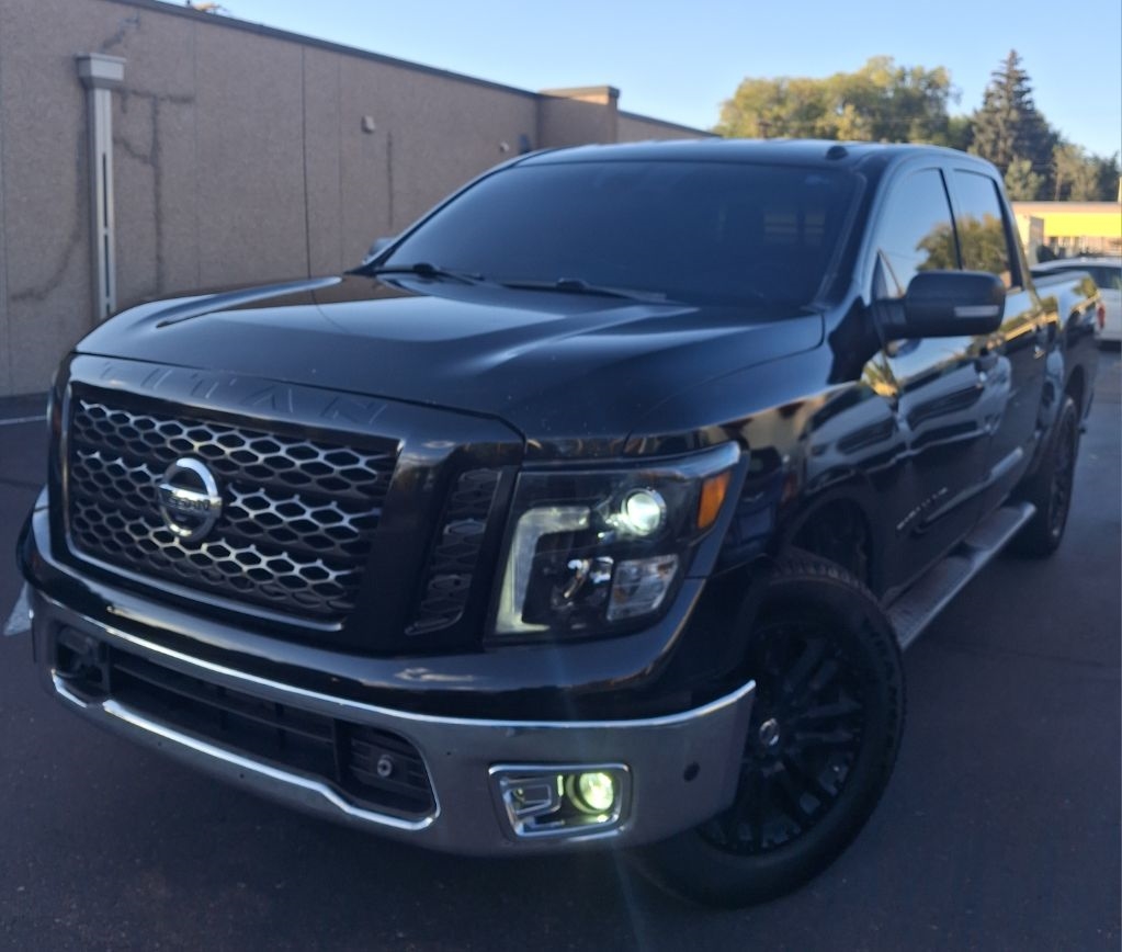 Nissan Titan S Crew Cab 4WD 2019 Nissan Titan S Crew Cab 4WD 2019