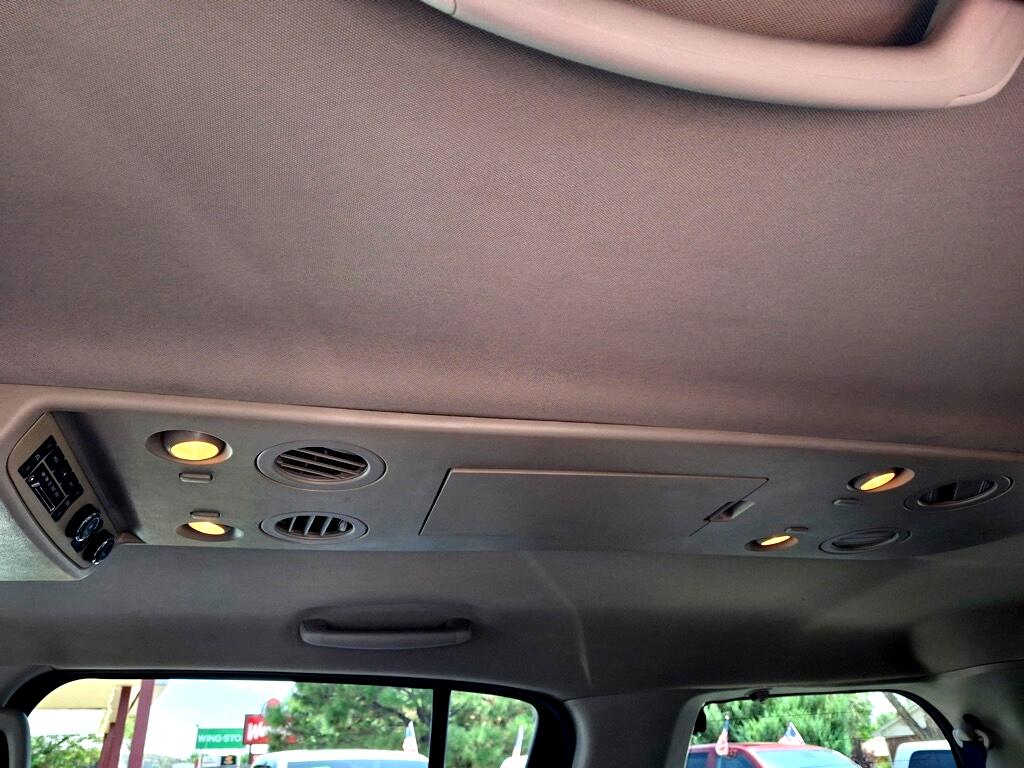 Nissan Armada SV 4WD 2011 Nissan Armada SV 4WD 2011