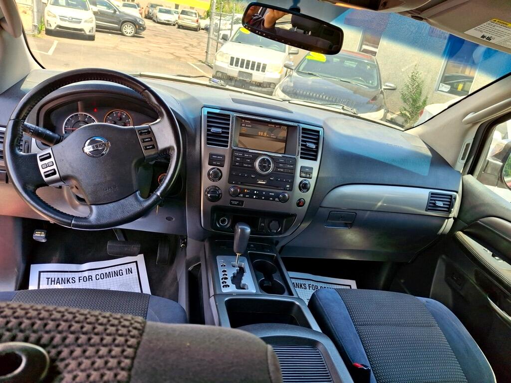 Nissan Armada SV 4WD 2011 Nissan Armada SV 4WD 2011