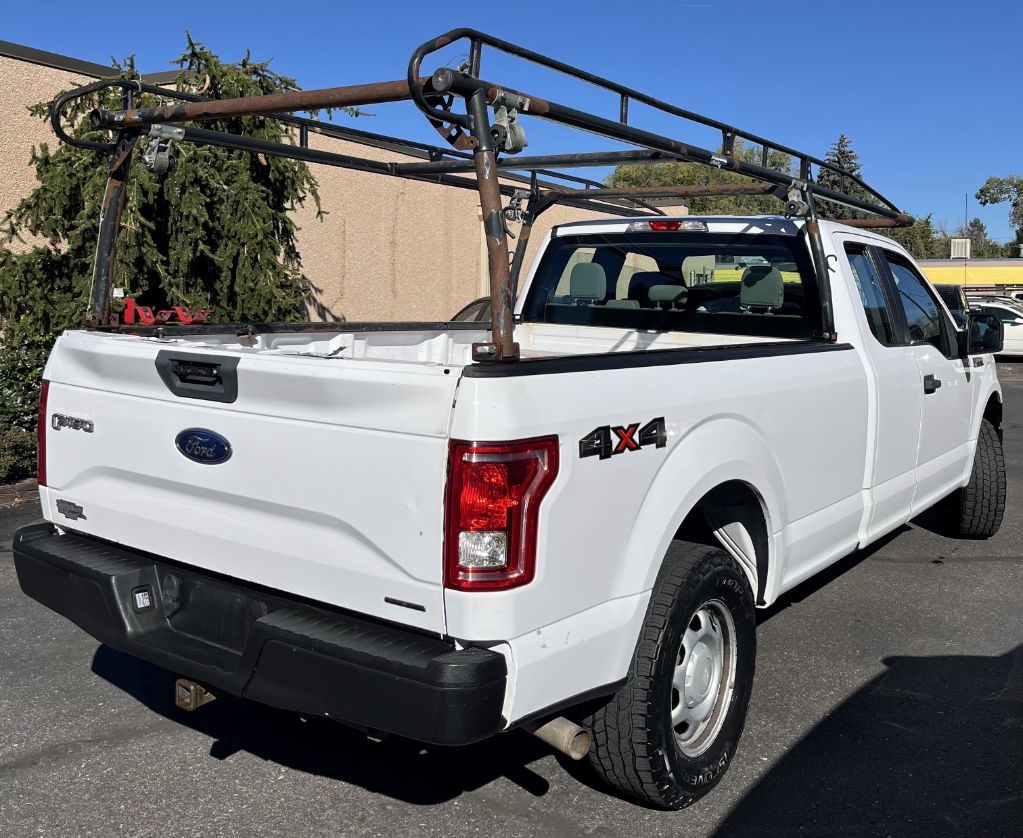 Ford F-150 XL SuperCab 8-ft. Bed 4WD 2016 Ford F-150 XL SuperCab 8-ft. Bed 4WD 2016