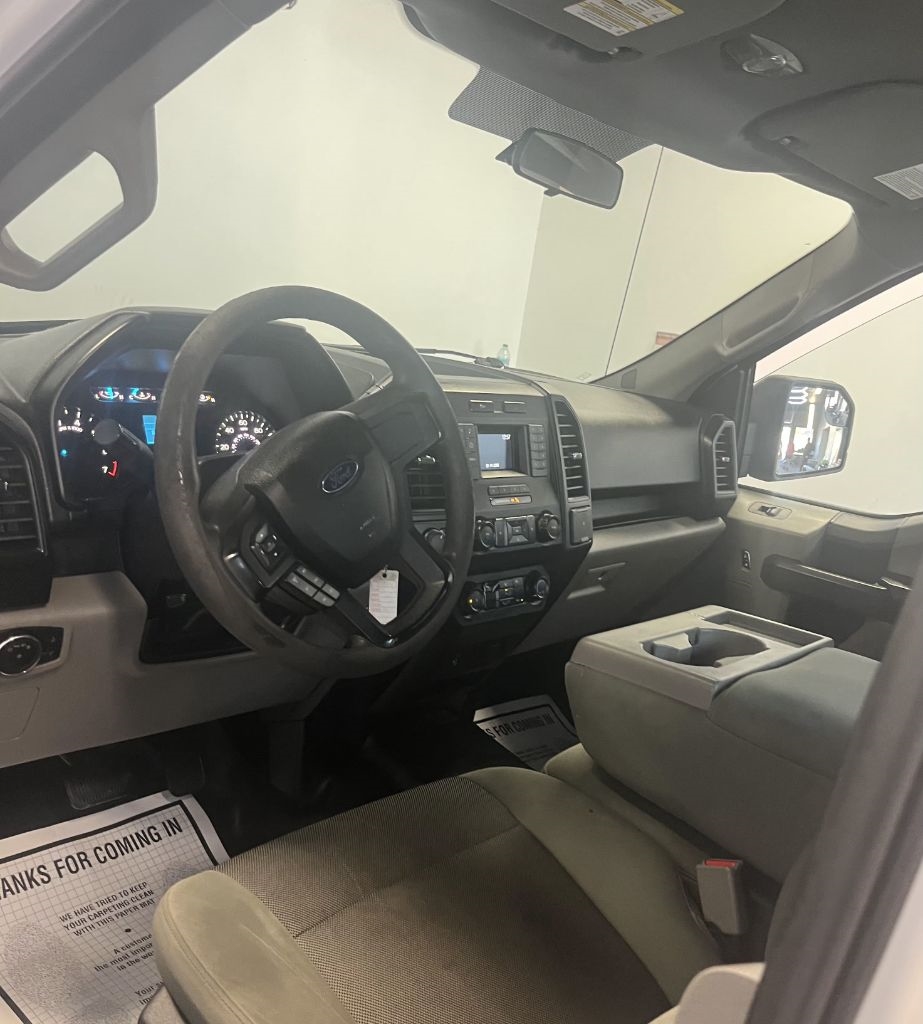Ford F-150 XL SuperCab 8-ft. Bed 4WD 2016