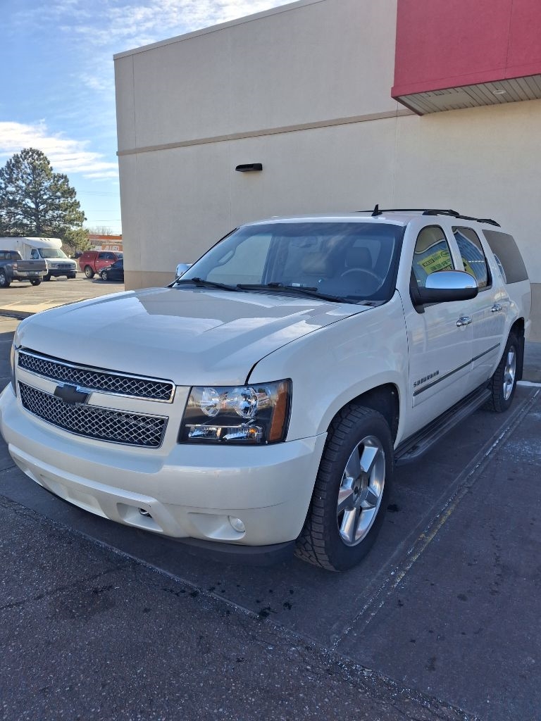 Chevrolet Suburban LTZ 1500 4WD 2011