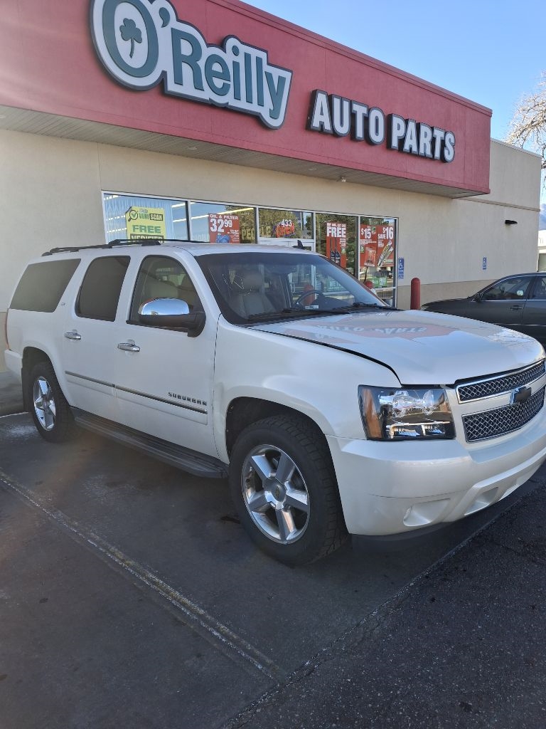 Chevrolet Suburban LTZ 1500 4WD 2011
