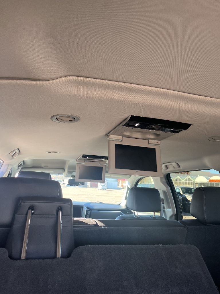 Chevrolet Suburban LT 4WD 2016