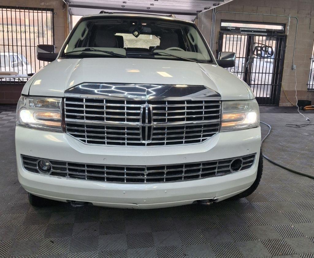 Lincoln Navigator 4WD 2010
