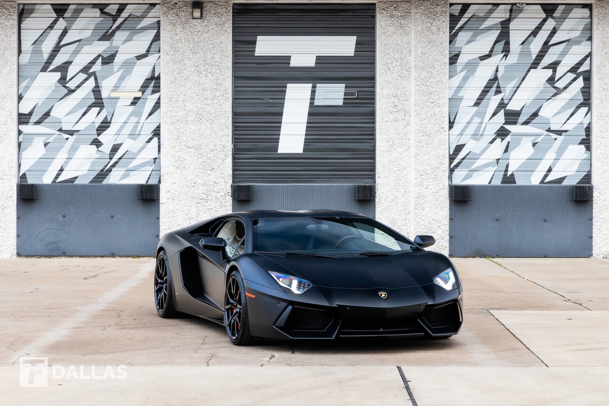 2014 Lamborghini Aventador LP 700-4