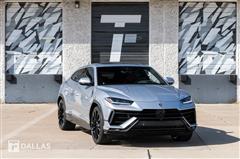 2023 Lamborghini Urus 