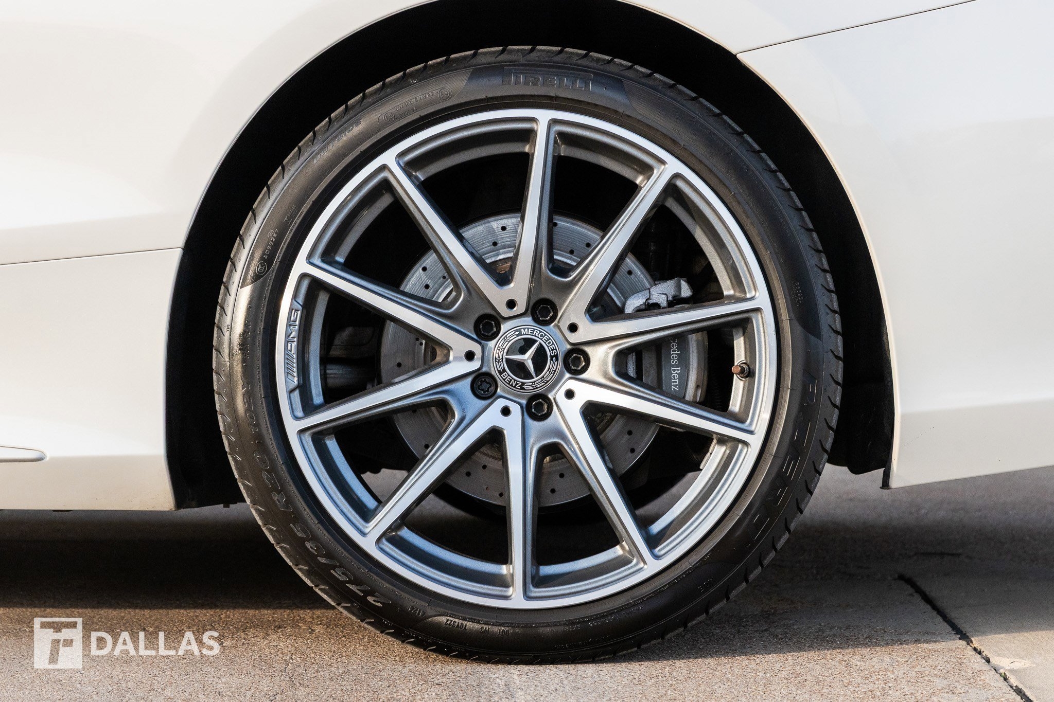 2019 Mercedes Benz S 560 photo 4