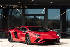 2017 Lamborghini Aventador 